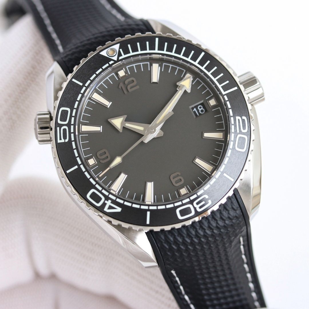 Luxury Watch Gold And Black - Reloj de diseño bicolor en negro
