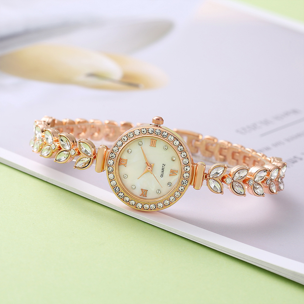 Reloj UTHAI W75 de sirena para - Luxury Watch Group reseña y precio