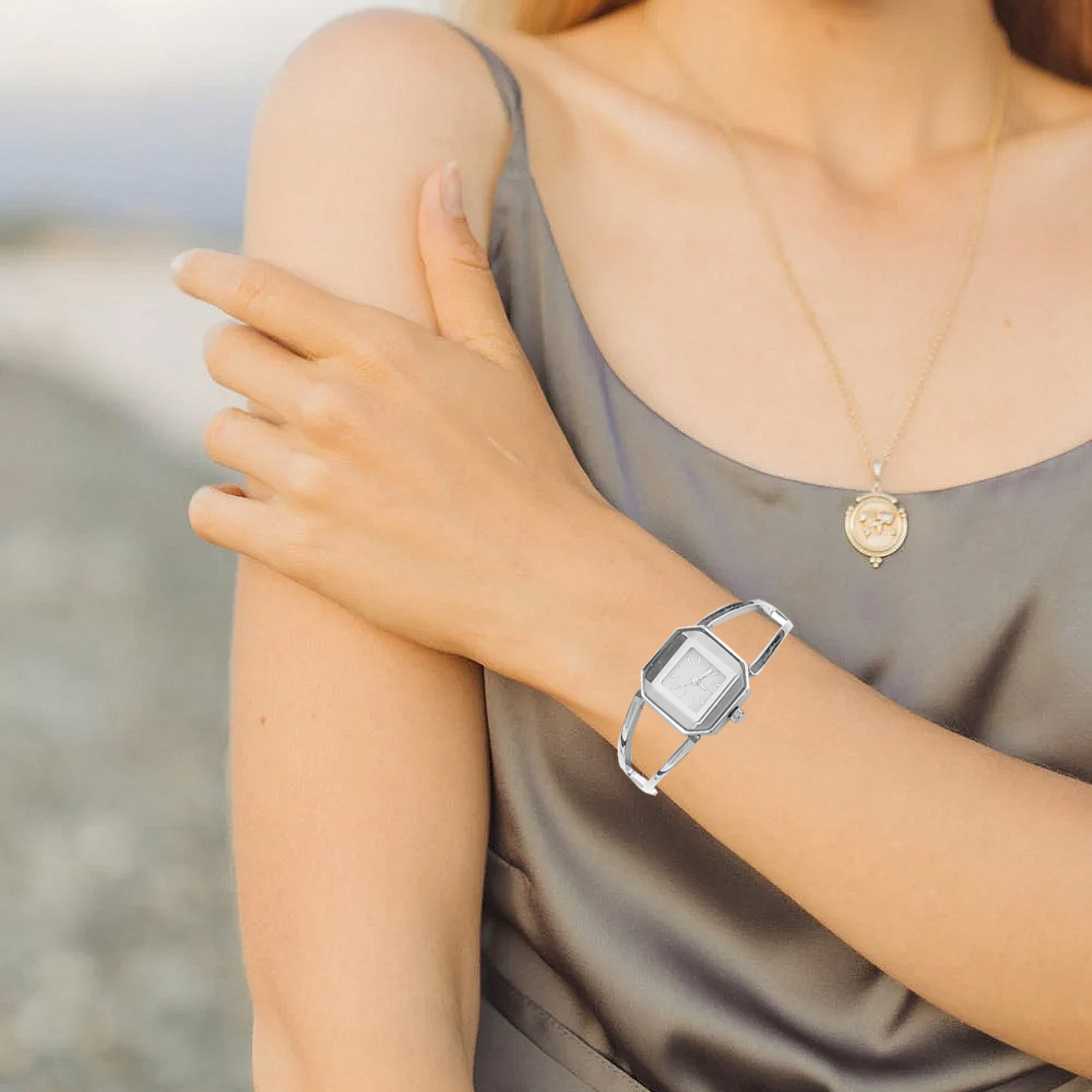 Reloj de cuarzo para mujer, co - Luxury Watch Gold And Black reseña y precio